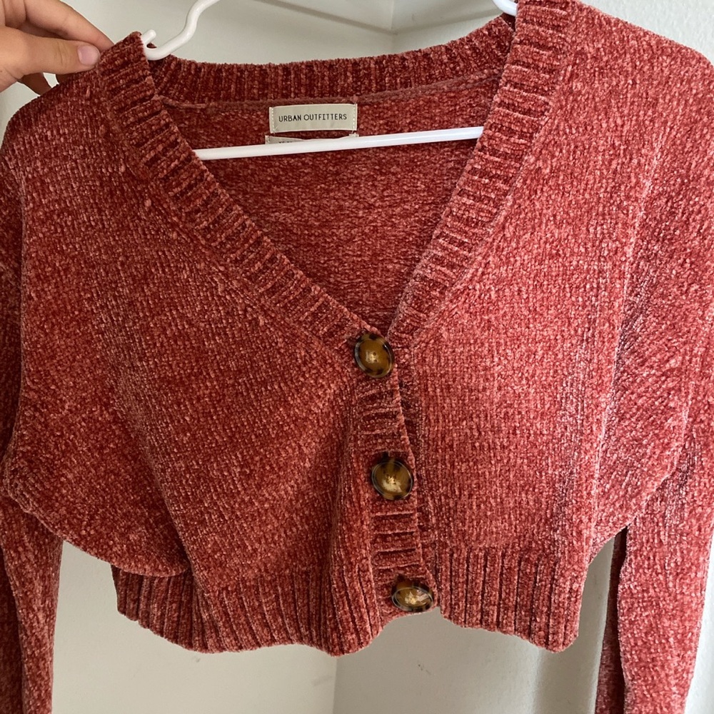 XS Urban Outfitters Cropped Cardigan! So cute and comfy🫶
